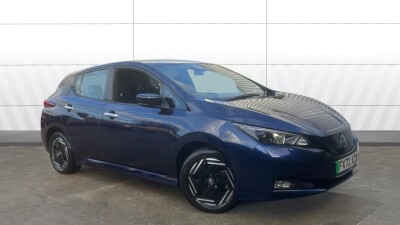 2022 Nissan LEAF 110kW Acenta 39kWh 5dr Auto Electric Hatchback 17,212 mi photo